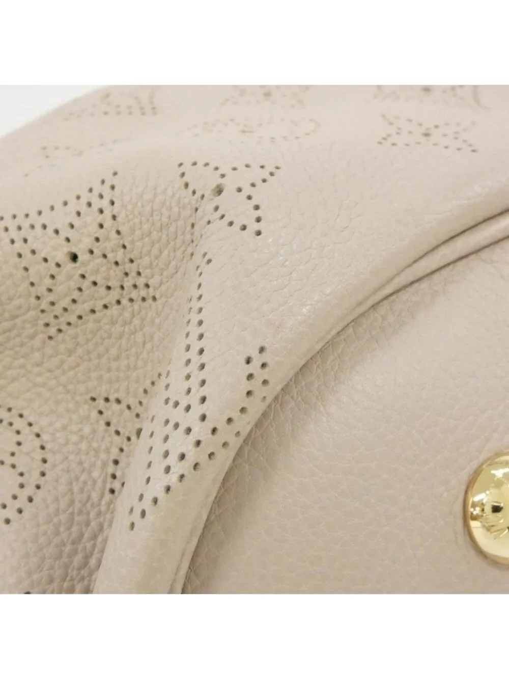 Louis Vuitton Mahina L Shoulder